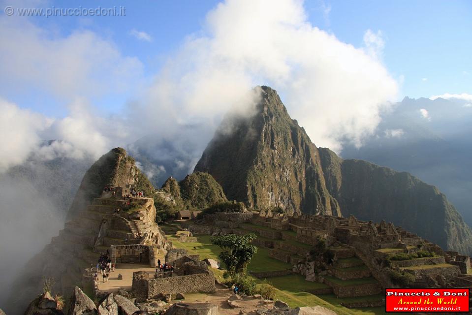 PERU - Machu Picchu - 04.jpg